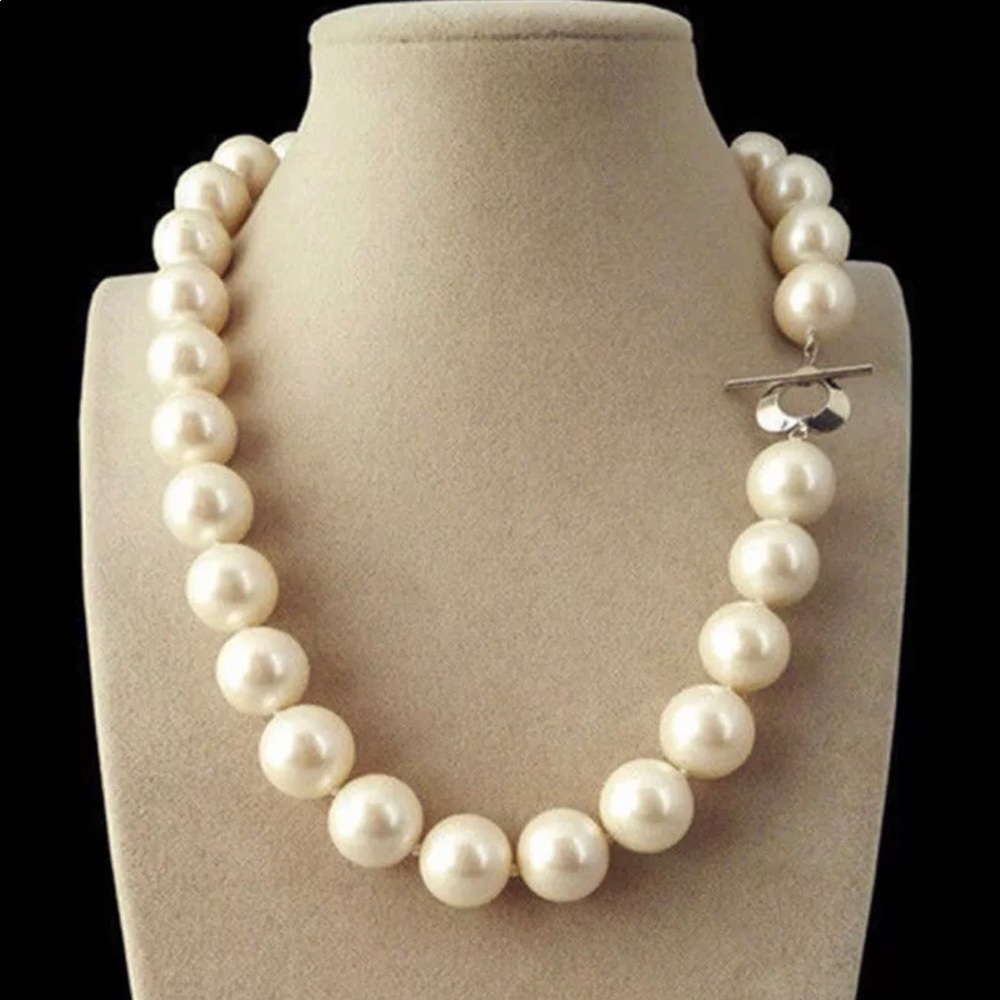 Rare Huge 12mm Genuine White South Sea Shell